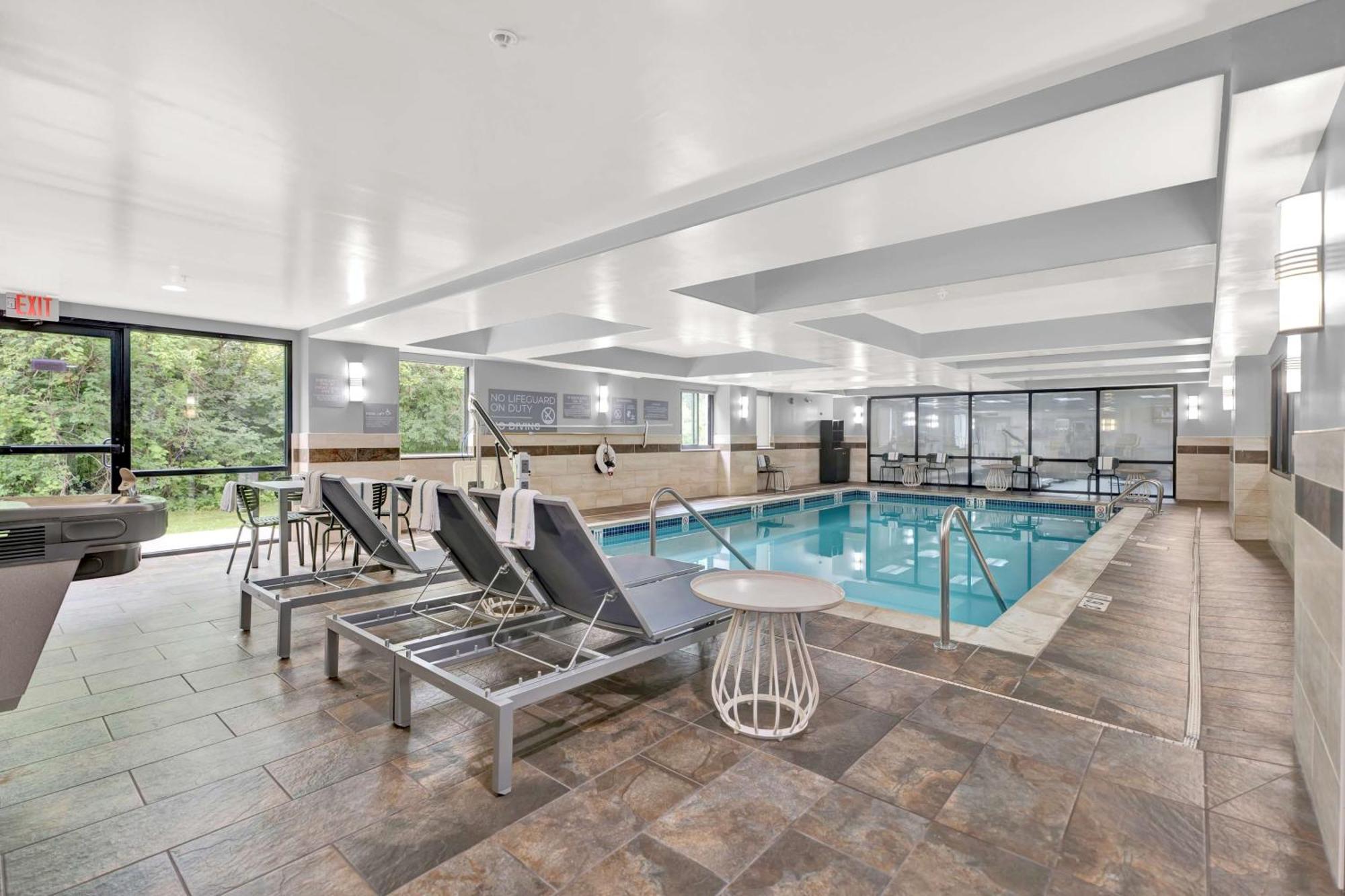 Spark By Hilton Plymouth Εξωτερικό φωτογραφία