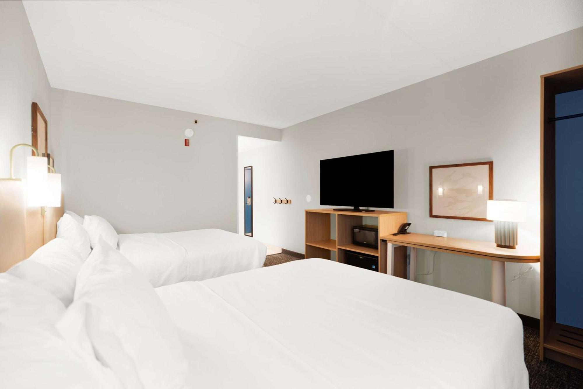 Spark By Hilton Plymouth Εξωτερικό φωτογραφία