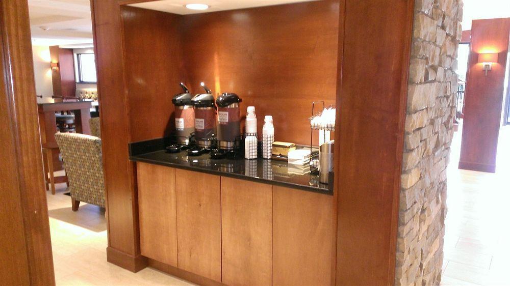 Spark By Hilton Plymouth Εξωτερικό φωτογραφία
